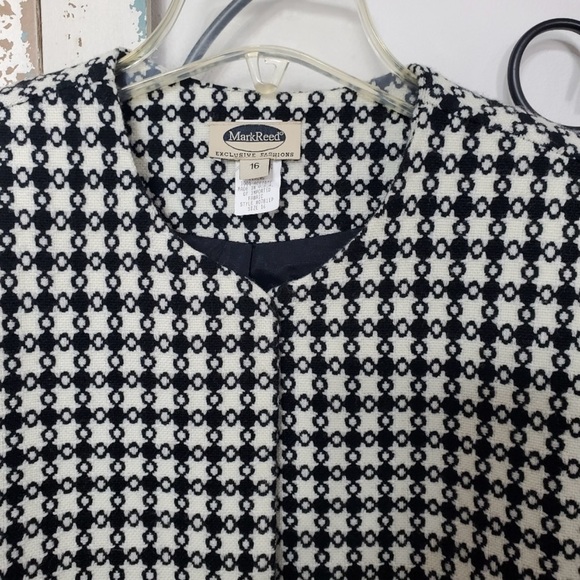 Mark Reed Tweed-Like Jacket - Picture 3 of 8